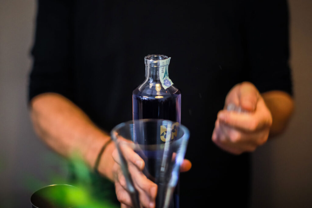 mixology noon gin